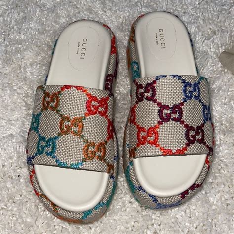 poshmark gucci slides